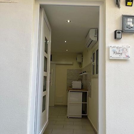 Al Rifugio Di Rosmy Apartment Bari Ngoại thất bức ảnh
